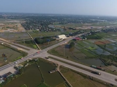 Khu công nghiệp WHA Industrial Zone 1 và Khu Công nghiệp Hoàng Mai là  nền tảng cho Khu kinh tế Đông Nam Nghệ An tiến tới những hoạt động xúc tiến, quảng bá cơ hội hợp tác đầu tư vào Nghệ An