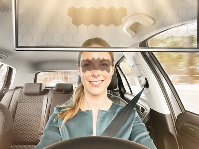 Tấm che nắng ảo cho mắt khi lái xe, tự tìm mắt lái xe để che