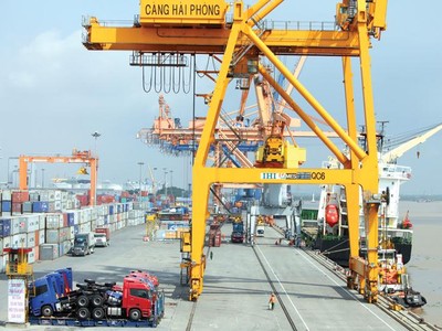 Hoạt động tại nhiều cảng biển vẫn đang trong giai đoạn thấp điểm, trái với quãng thời gian trước Tết Nguyên đán. Ảnh: Đ.T