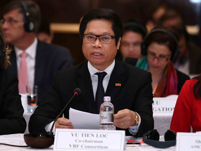 Ông Vũ Tiến Lộc