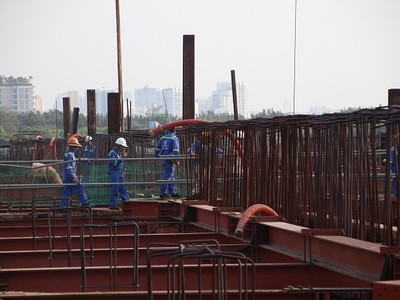 Toàn bộ dự án chống ngập 10.000 tỷ đã hoàn thành 77% khối lượng, nhiều hạn mục hiện vẫn đang còn chờ bàn giao mặt bằng (ảnh: Trọng Tín)