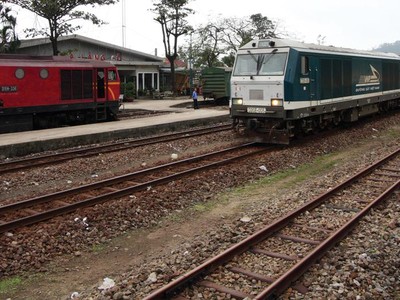 Bộ Giao thông - Vận tải kiến nghị Chính phủ tiếp tục giao vốn VNR để bảo trì hệ thống đường sắt quốc gia. Ảnh: Đức Thanh