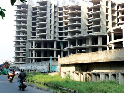 Lượng tồn kho bất động sản tại TP.HCM chủ yếu nằm ở các dự án đang triển khai dở dang.