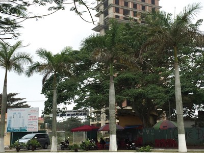 Dự án khách sạn quốc tế Đồ Sơn của Tập đoàn Nam Cường vẫn chưa hoàn thiện để đưa vào sử dụng. Ảnh: Thu Lê