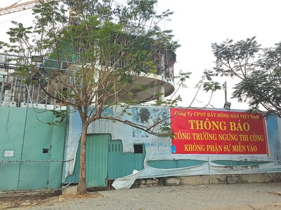 Dự án Vinaland Tower nằm bất động hơn 10 năm trời nay được thông báo tái khởi động với tên mới là Viva Plaza.  Ảnh: Trọng Tín