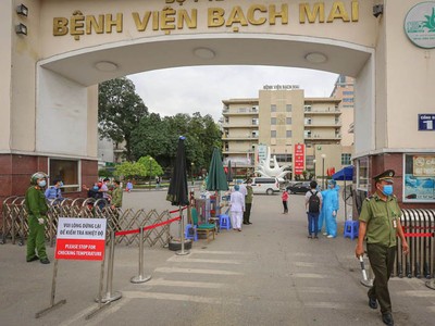 Một trường hợp ủ bệnh 23 ngày sau khi đi khám tại Bệnh viện Bạch Mai