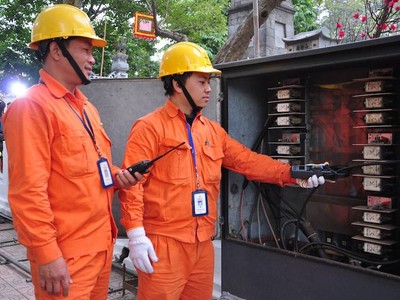 Doanh nghiệp có kỳ tính tiền điện sau ngày 17/4 bắt đầu áp dụng chính sách miễn/giảm