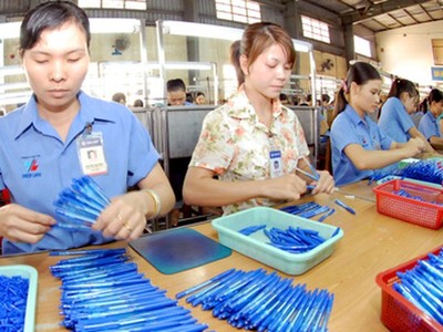 Theo công ty nghiên cứu AC Nielsen Việt Nam, năm 2018 TLG đứng đầu thị trường bút viết trong nước với 60% thị phần