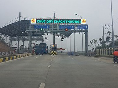 Môt dự án BOT tại Thái Nguyên cử tri đã kiến nghị nhiều lần về sự bất hợp lý khi đặt trạm thu phí .