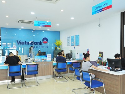 VietinBank (CTG) được chấp thuận tăng vốn lên hơn 48.000 tỷ đồng, cổ phiếu CTG vọt tăng trần