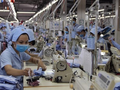 Mốc 1.600 điểm trở thành điểm tựa, dệt may nhen kỳ vọng bứt phá quý IV