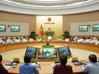 Phiên họp Chính phủ thường kỳ tháng 5/2020 (Ảnh: VGP)