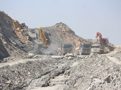 Dự án đường cao tốc Bắc - Nam đoạn Cam Lộ - La Sơn do Ban quản lý dự án đường Hồ Chí Minh thực hiện đã khởi công toàn bộ các gói thầu xây lắp, có khả năng hoàn thành sớm mục tiêu giải ngân hơn 1.000 tỷ đồng vốn kế hoạch năm 2020.