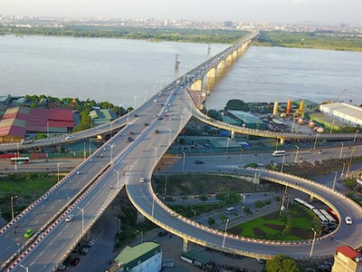 Việc đầu tư xây dựng cầu Vĩnh Tuy giai đoạn 2 nhằm hoàn thiện mặt cắt ngang theo quy hoạch, từng bước hoàn thiện đường Vành đai 2.