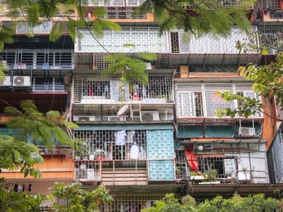 Theo Bộ Xây dựng, vướng mắc lớn nhất hiện nay trong cải tạo chung cư cũ là không bảo đảm sự hài hòa lợi ích giữa Nhà nước, doanh nghiệp và người dân.