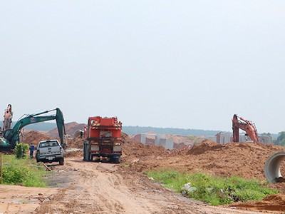 Tỉnh Đồng Nai đang dồn lực thi công khu tái định cư Lộc An - Bình Sơn để bố trí tái định cư , giải phóng mặt bằng Cảng hàng không quốc tế Long Thành.