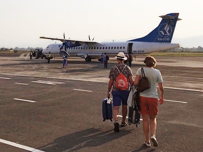 Cảng Hàng không Điện Biên Phủ mới chỉ có Công ty Bay dịch vụ hàng không (Vasco) đầu tư máy bay ATR72 khai thác đường bay Điện Biên - Hà Nội với tần suất 2 chuyến/ngày. (Ảnh: báo Điện Biên Phủ).