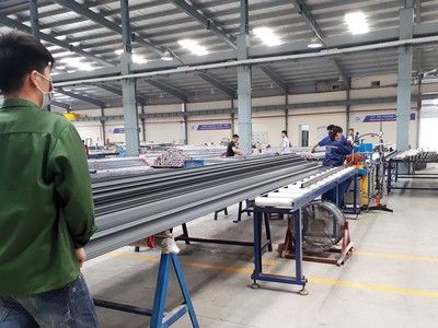 Ngành nhôm chủ động “chống lũ”