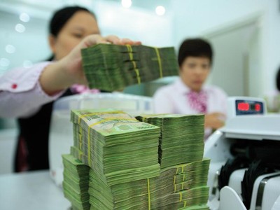 Một lượng lớn trái phiếu doanh nghiệp được phân phối qua hệ thống ngân hàng. Ảnh: Đ.T