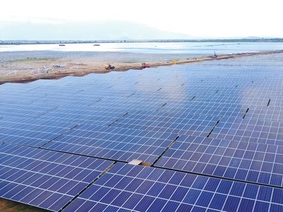 Cánh đồng điện mặt trời tại Ninh Thuận.