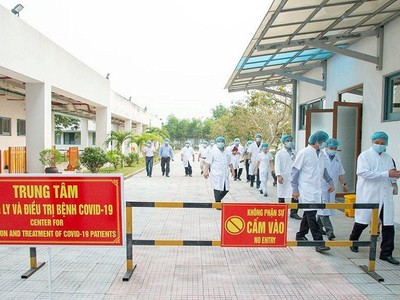 Bệnh viện Trung ương Huế cơ sở 2, nơi điều trị cho các bệnh nhân COVID-19 nặng từ Đà Nẵng và Quảng Nam chuyển ra.