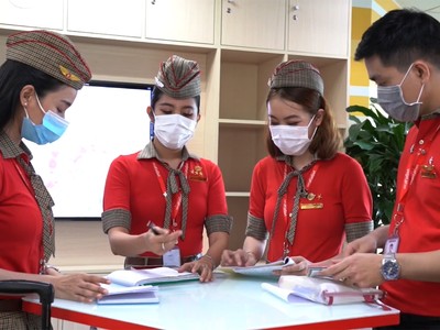Trong bối cảnh hàng không toàn cầu lao đao, Vietjet là một trong số ít hãng hàng không vượt qua được đại dịch, không phải sa thải nhân viên (ảnh: T.T)