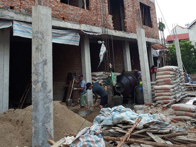 Hà Nội: Nhộn nhịp mua bán nhà phân lô