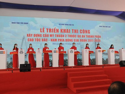 Lễ triển khai thi công dự án cầu hơn 5.000 tỷ đồng bắc qua sông Tiền.