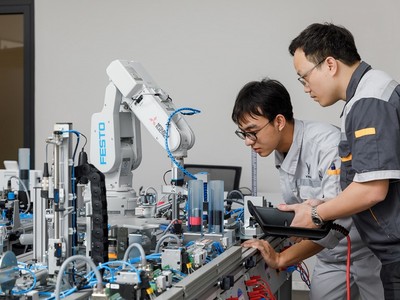 Tuyển sinh, đào tạo nghề thực hiện ra sao khi COVID-19 bùng phát trở lại?