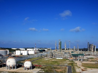 Hàng loạt ông lớn thế giới “nhòm ngó” Lọc dầu Dung Quất