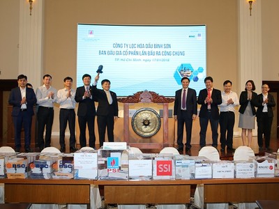 BSR nóng hầm hập trên sàn UpCoM