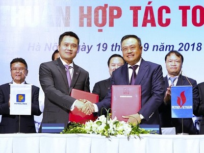 Petrolimex hợp tác toàn diện với Petro Vietnam