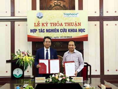 Traphaco hợp tác nghiên cứu khoa học với Đại học Dược Hà Nội