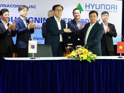Vinaconex hợp tác với Hyundai E&C