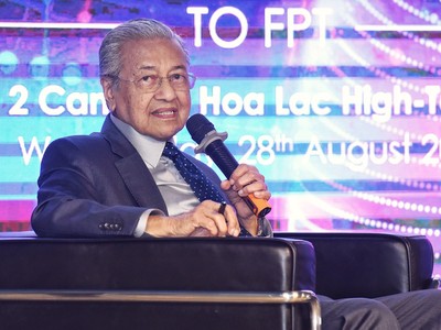 Thủ tướng Malaysia chia sẻ với sinh viên FPT kinh nghiệm dẫn dắt Malaysia vượt bẫy thu nhập trung bình