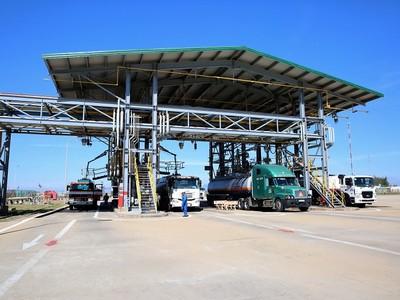 Hoạt động xuất bán sản phẩm của NMLD Dung Quất