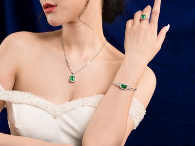 Trang sức AJC công bố nhận diện thương hiệu mới hiện đại và thời thượng