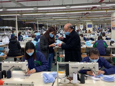 TNG sản xuất khẩu trang Nano kháng khuẩn