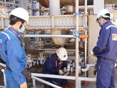 Nhà máy lọc dầu Dung Quất chính thức dừng máy để bảo dưỡng