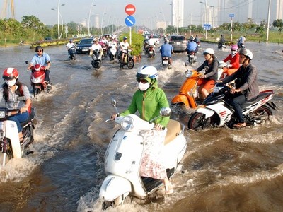 TP.HCM chịu thiệt hại nặng do triều cường. 