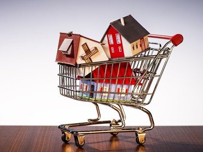 Dòng tiền từ khối ngoại đang chờ đổ vào Việt Nam để thực hiện các thương vụ M&A. Ảnh: Shutterstock.