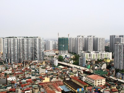 Khan hiếm nguồn cung là một trong những nguyên nhân dẫn đến giá nhà tăng. Ảnh: Thành Nguyễn.