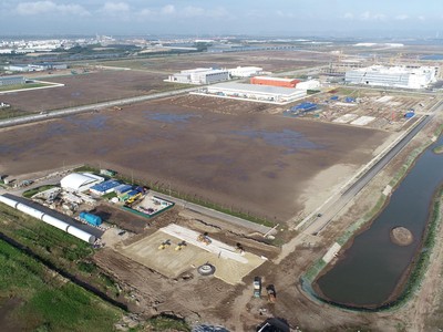 Ngoài DEEP C Hải Phòng II, Khu công nghiệp Việt Nam đang triển khai đồng thời nhiều dự án khu công nghiệp ở các tỉnh, thành.