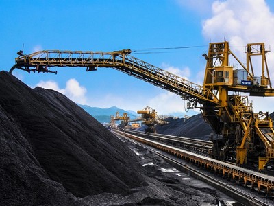 Ngành than chưa được hưởng lợi nhiều từ diễn biến giá than thế giới, Ảnh: Internet.