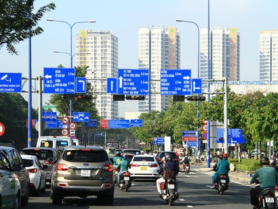 Nhà bình dân "biến mất" khỏi thị trường TP.HCM. Ảnh: Thành Nguyễn.