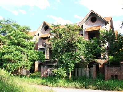 Thị trường bất động sản một thời gian dài sống nhà “dòng máu” tín dụng ngân hàng. Ảnh: Thành Nguyễn