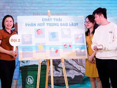 Hoạt động nâng cao nhận thức về rác thải nhựa trong sự kiện.