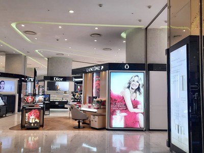 Giá thuê mặt bằng bán lẻ đang tăng nhẹ. Ảnh: Thành Nguyễn.