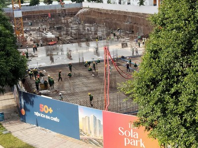 Một dự án căn hộ đang được triển khai tại khu đô thị Vinhomes Smart City (Hà Nội). Ảnh: Bình Minh.