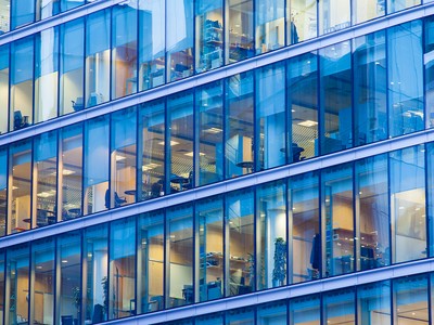 Văn phòng là phân khúc được đầu tư nhiều về mảng công nghệ. Ảnh: Shutterstock.